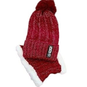 Hat & Neck Warmer Set  Pom Pom Knit Hat & Neck Warmer Burgandy/Red NWT